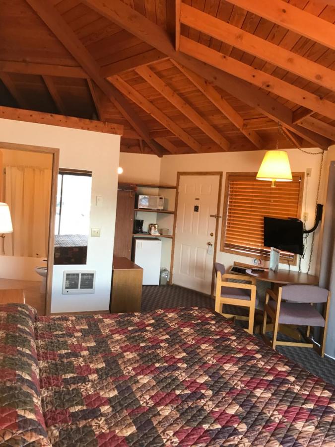 | Smith Rock Resort