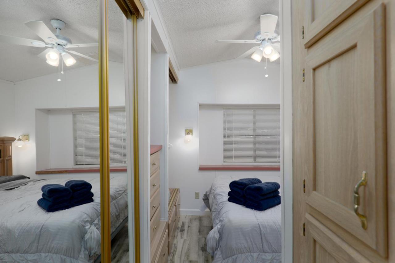 | Lake Havasu Cabin Mtn&Lake Views, FREE ON SITE Boat Launch ramp and marina