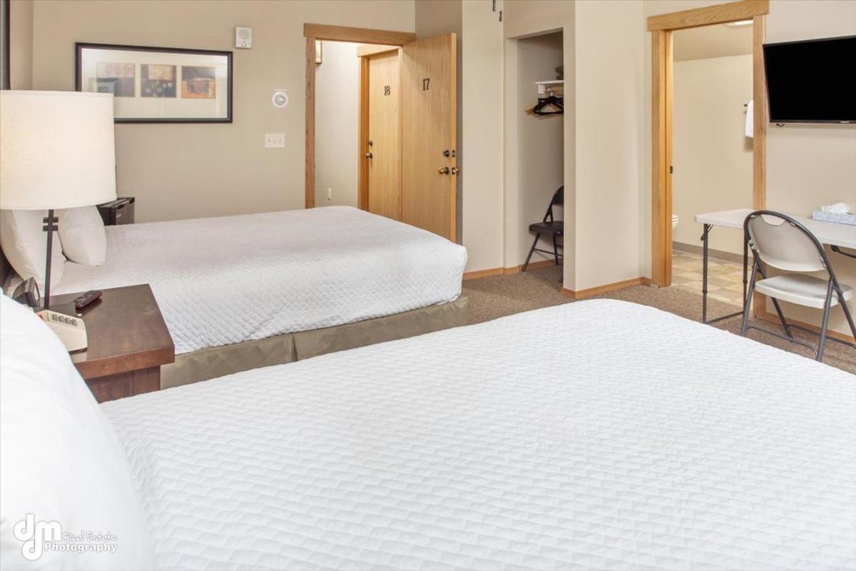 | Kenai Airport Hotel