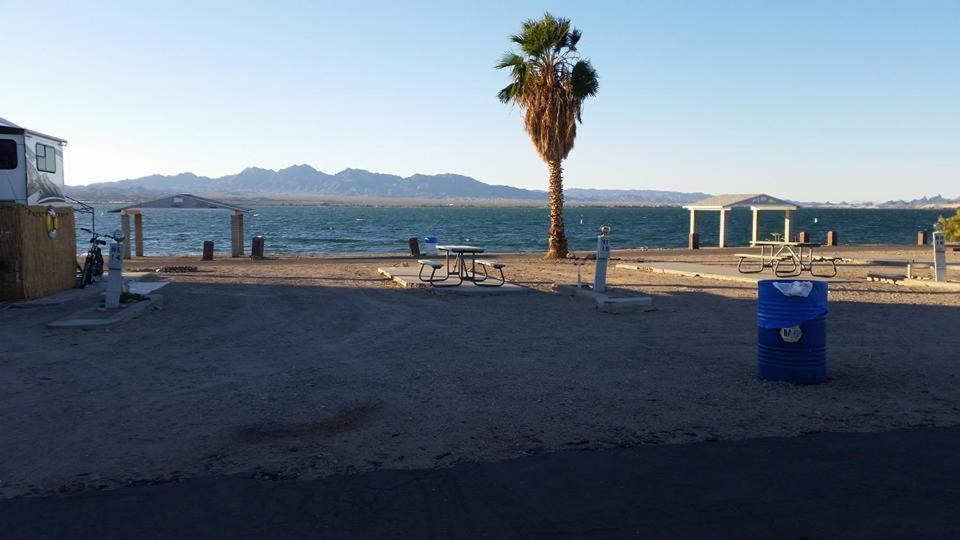 | Lake Havasu Cabin Mtn&Lake Views, FREE ON SITE Boat Launch ramp and marina