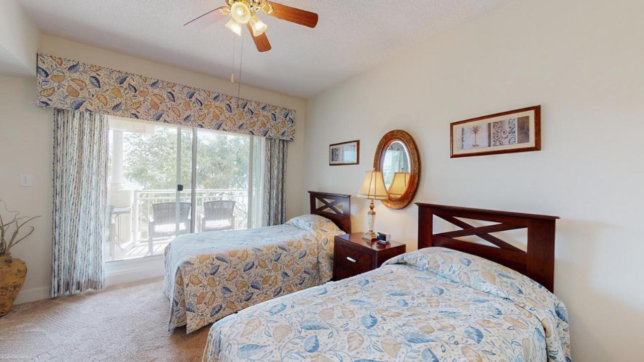 | 5506 Hampton Place South