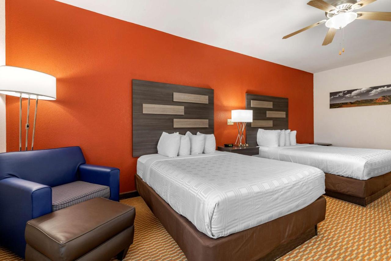 Queen Room with Two Queen Beds - Non-Smoking at Best Western Palo Duro Canyon Inn & Suites