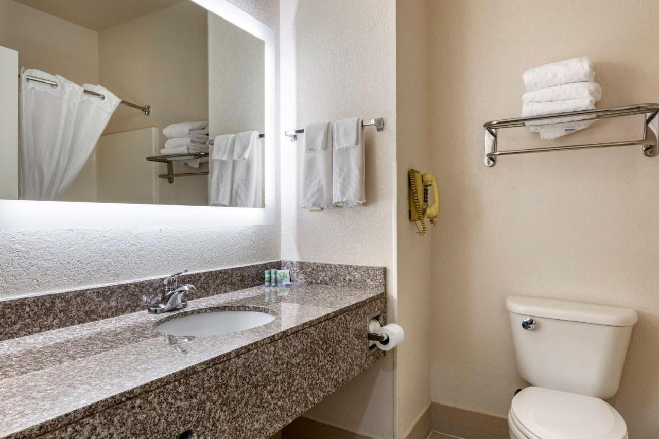Queen Suite with Two Queen Beds - Non-Smoking at Best Western Palo Duro Canyon Inn & Suites