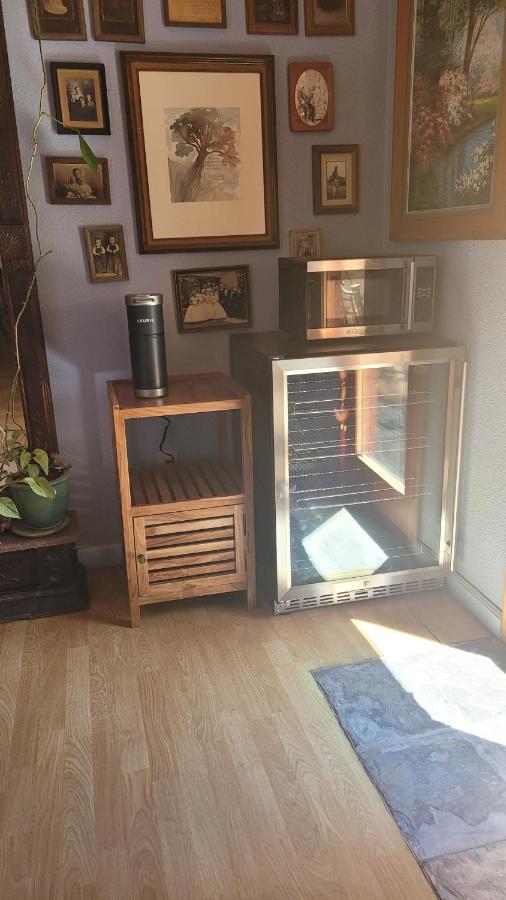  | Quiet Artist Suite
