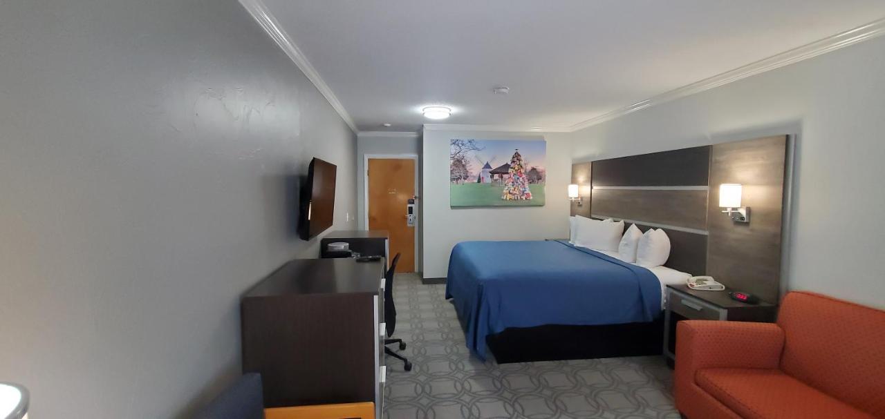 | Ambassador Inn and Suites