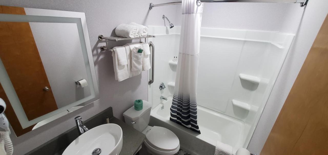 | Ambassador Inn and Suites