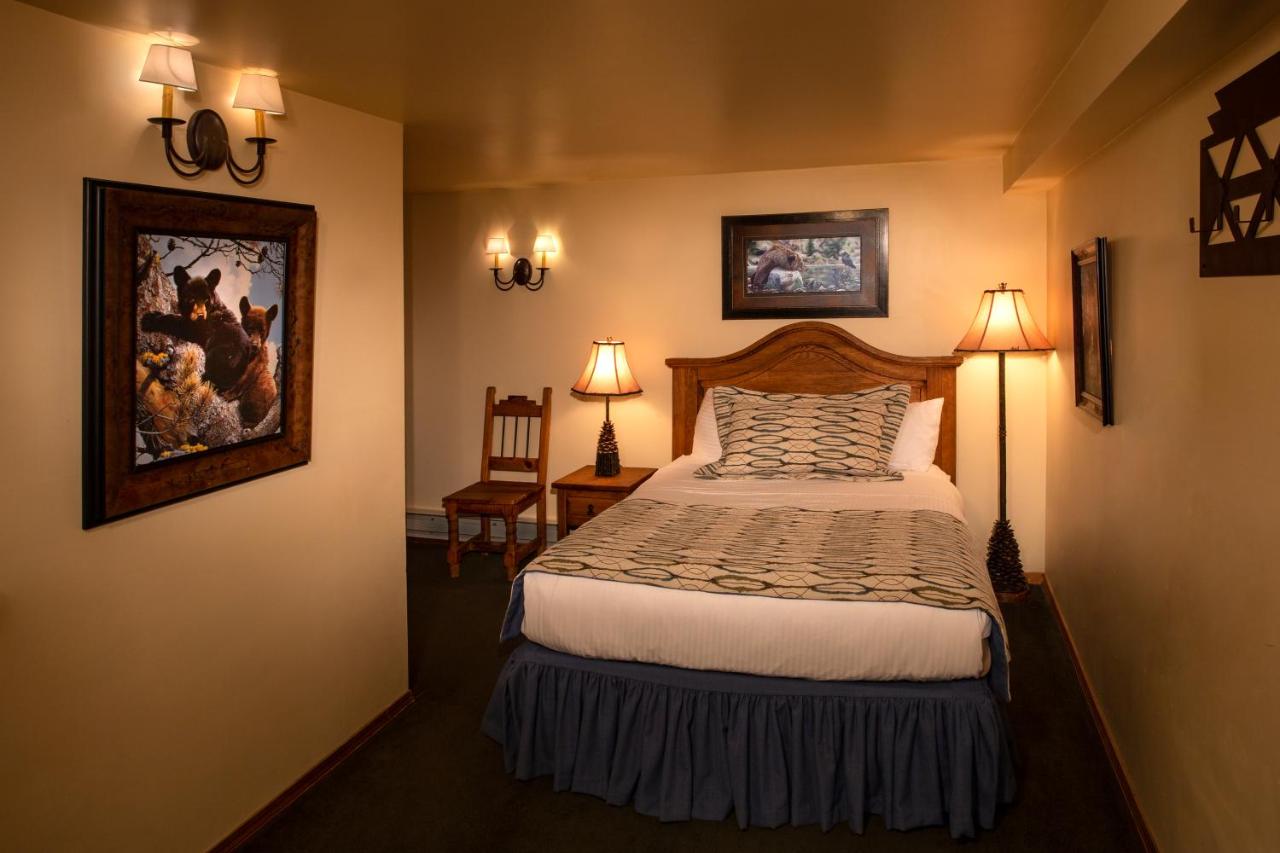 Two-Bedroom King Suite at Alpine Village Suites