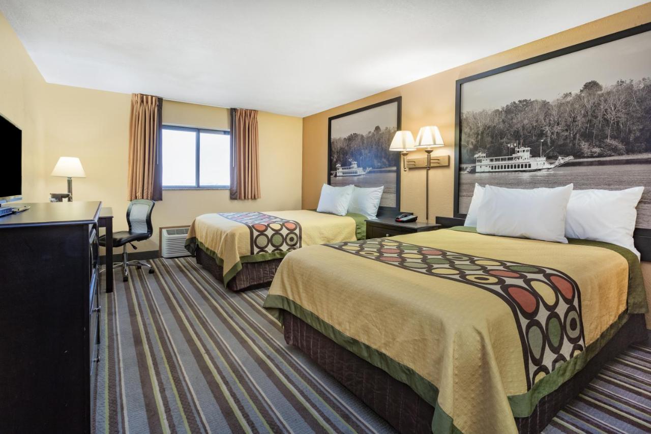 Deluxe Double Room with Two Double Beds - Non-Smoking at Super 8 by Wyndham Iowa Falls