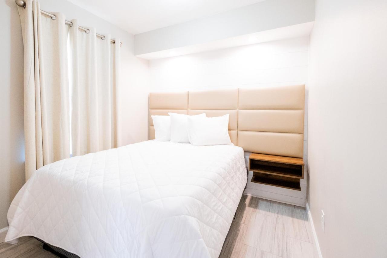 Three-Bedroom Suite at 300 Tenth