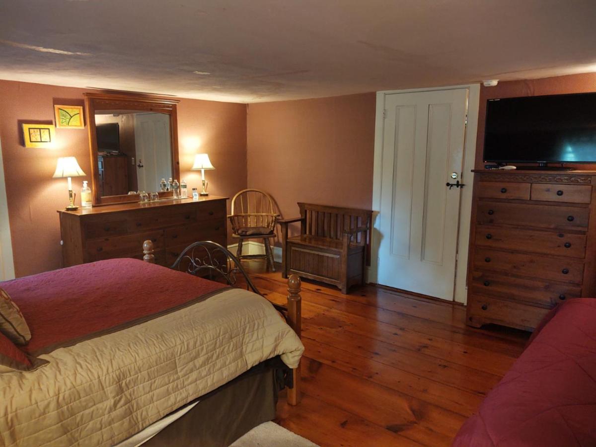 | 1805 House Bed & Breakfast