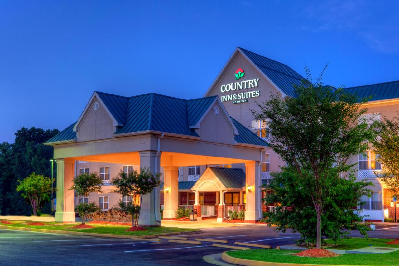  | Country Inn & Suites by Radisson, Chester, VA