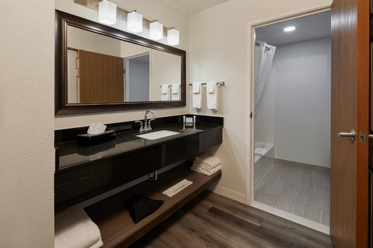 Grand King Suite with Spa Bath and Fireplace at Hotel Wave Rehoboth Beach