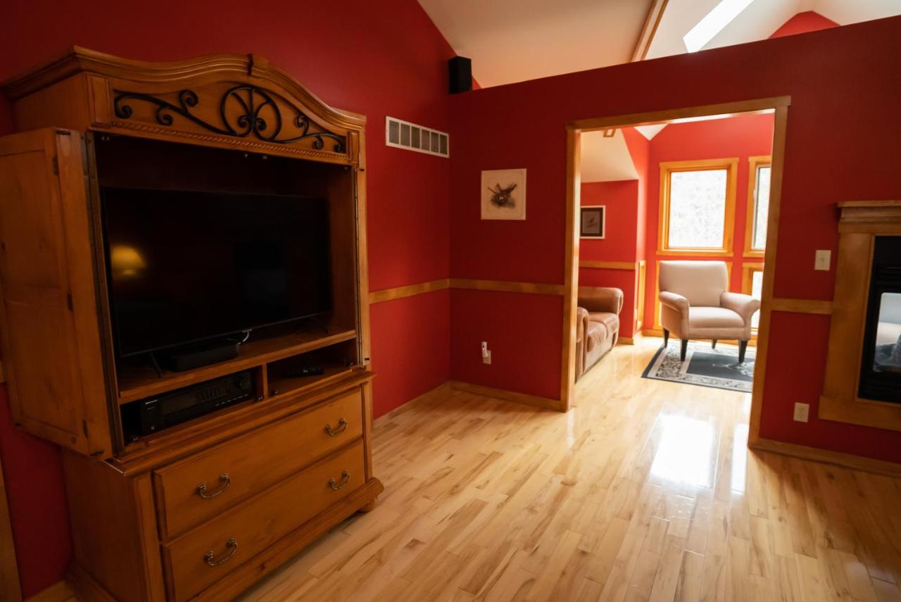 | Garden Grove Inn Bed and Breakfast
