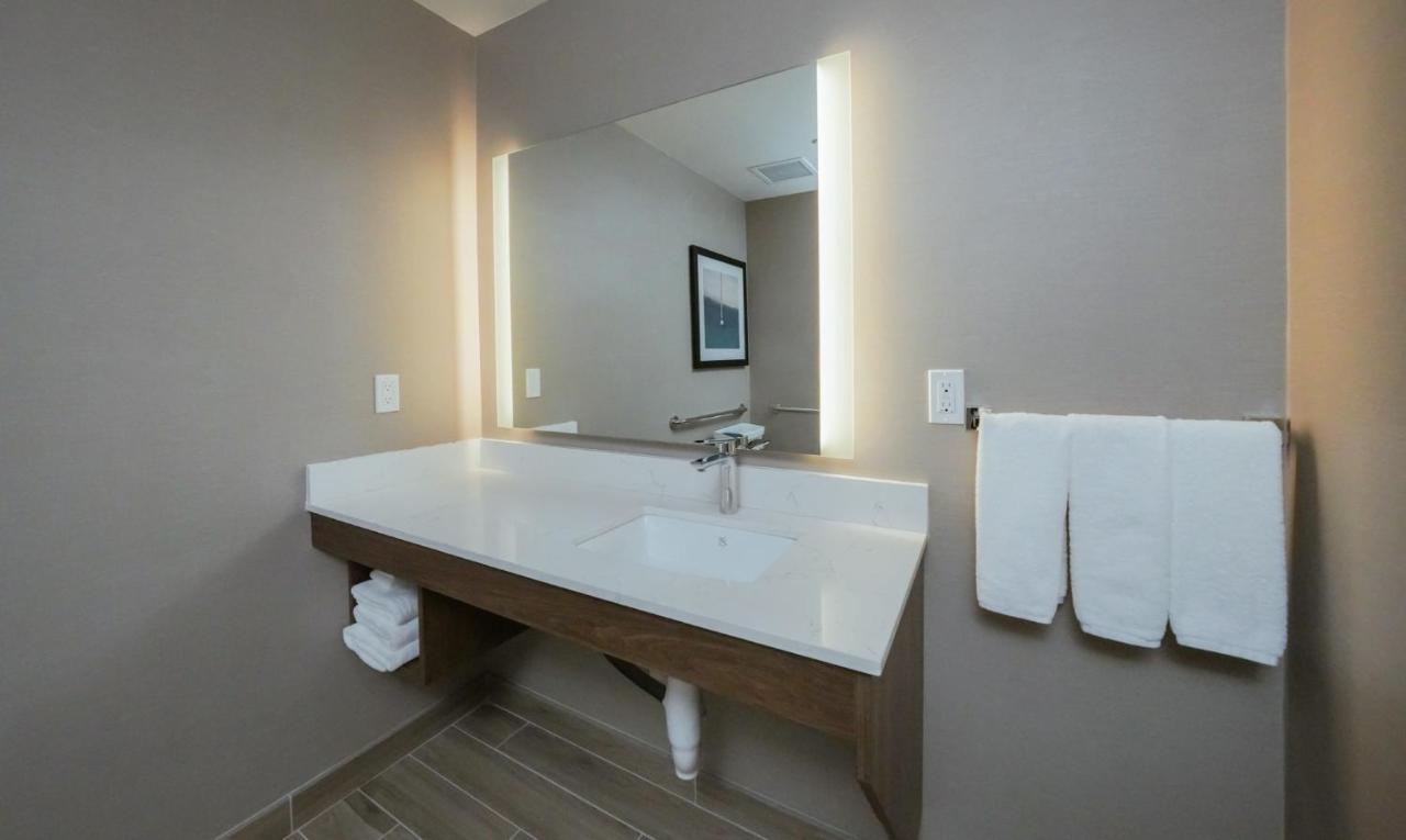 2 Queen Beds, Ocean View Mobility Accessible Suite, Roll-In Shower, Non-Smoking at La Quinta Inn & Suites by Wyndham Santa Cruz