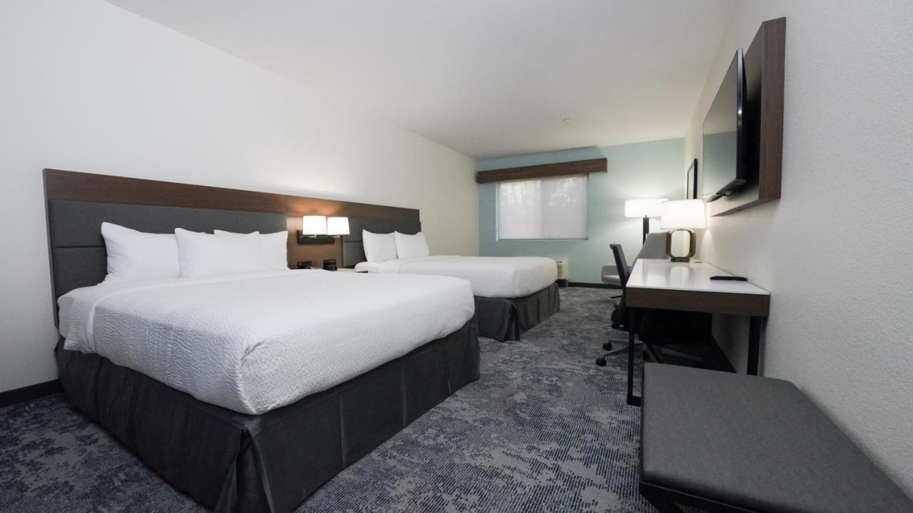 Queen Room with Two Queen Beds - Non-Smoking at La Quinta Inn & Suites by Wyndham Santa Cruz
