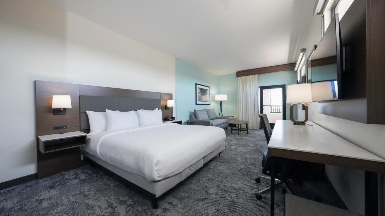 1 King Bed, Ocean View Room, Non-Smoking at La Quinta Inn & Suites by Wyndham Santa Cruz