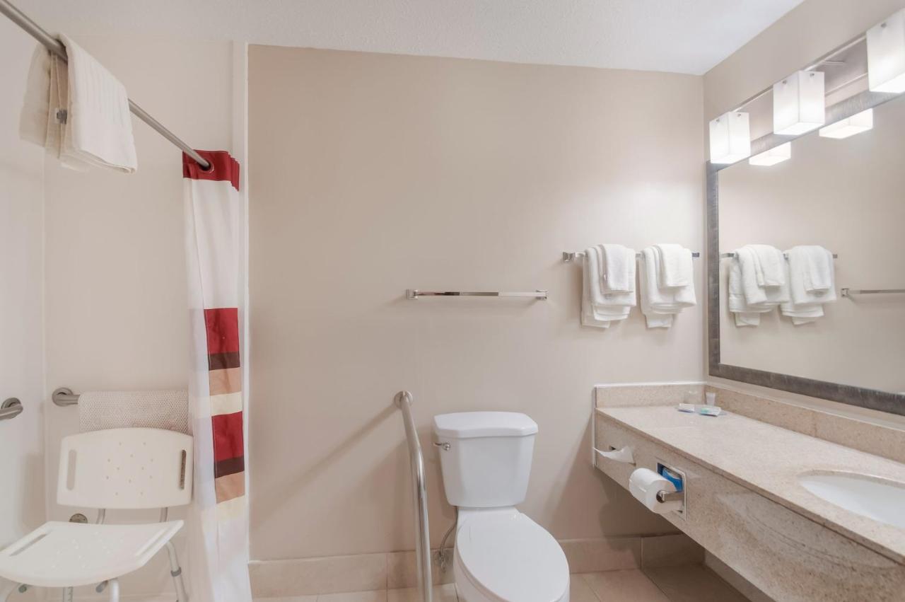 | Red Roof Inn Dahlgren - Naval Base