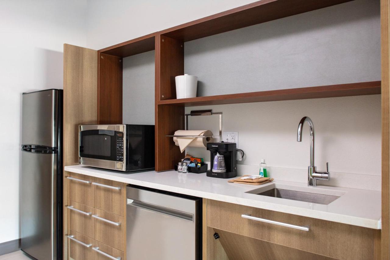 King Studio Suite - Hearing Accessible/Non-Smoking at Home2 Suites by Hilton Baton Rouge Citiplace