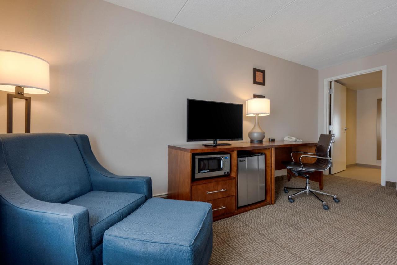 Suite with Two Queen Beds Upgrade - Accessible at Comfort Inn The Pointe