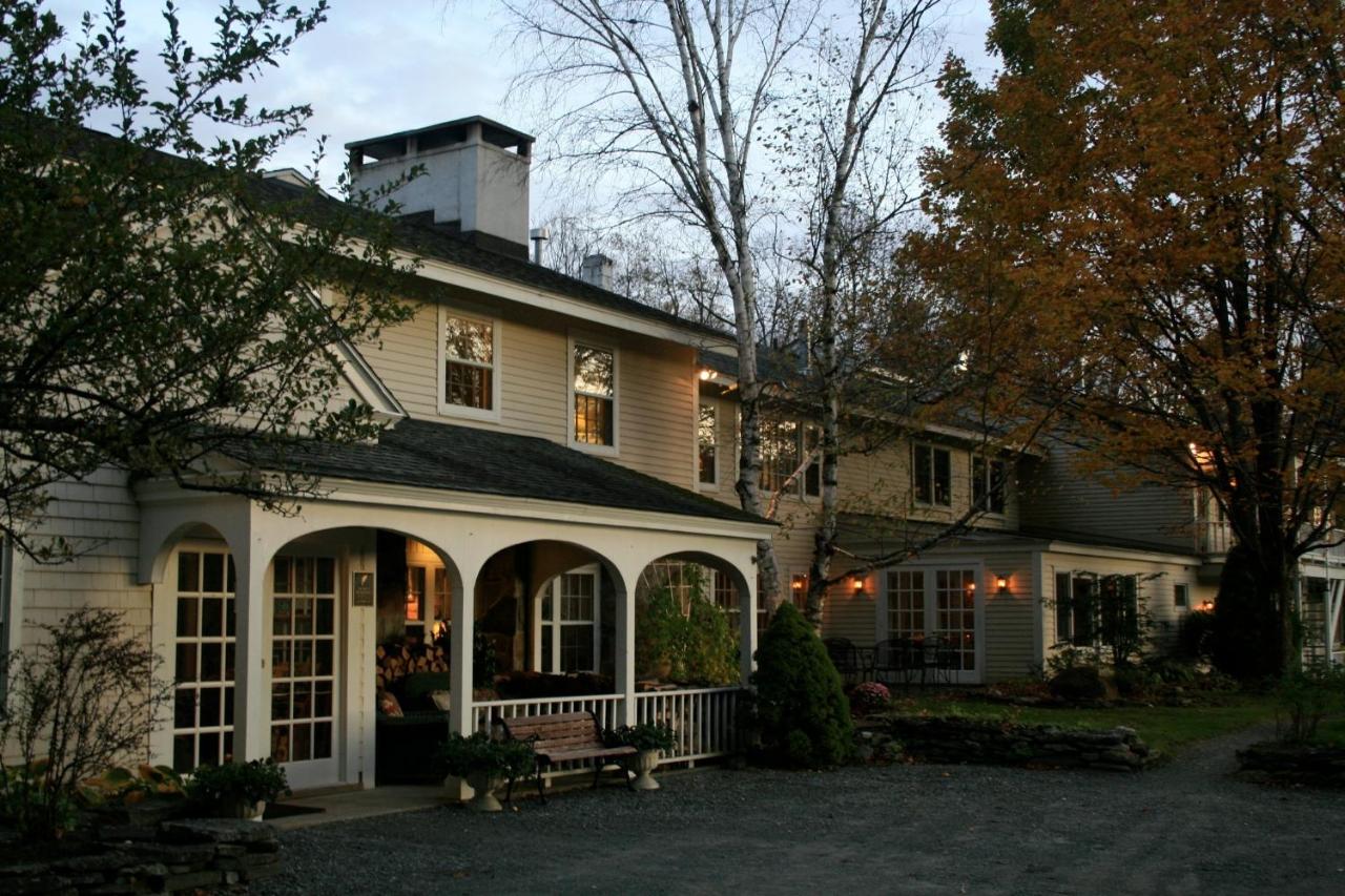 | Deerhill Inn