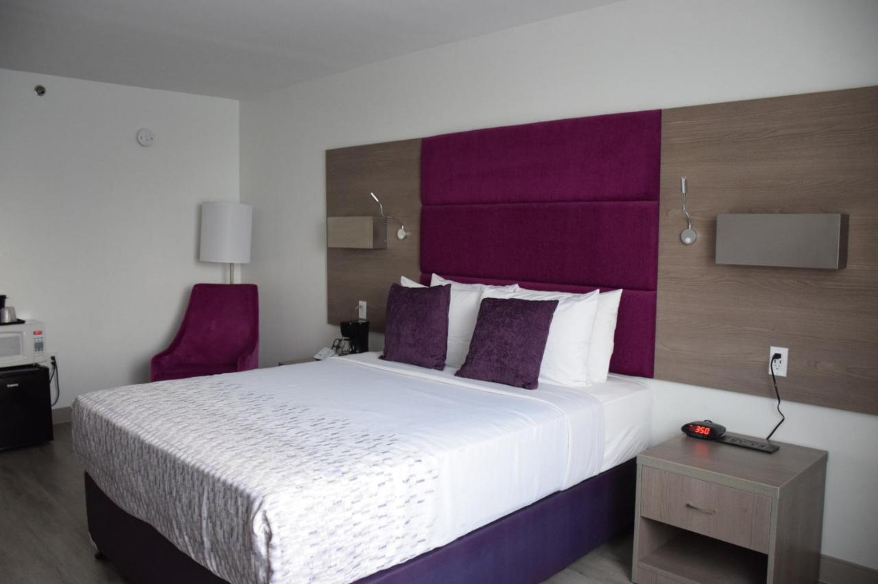 | E Hotel Banquet & Conference Center
