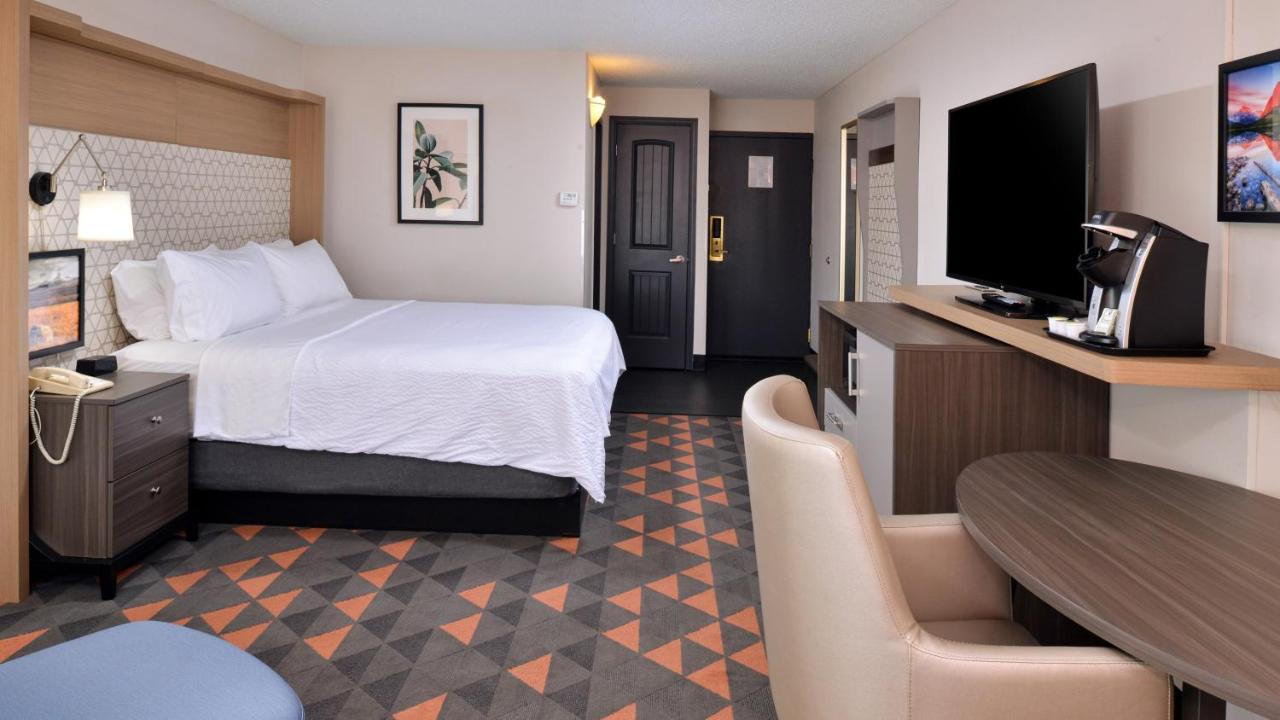 King Room - Mobility Access/Non-Smoking at Holiday Inn Great Falls- Convention Center, an IHG Hotel