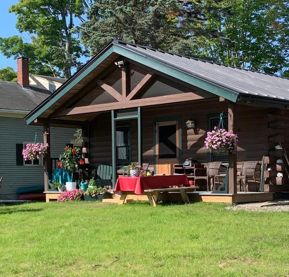 | Beach Cottage Inn