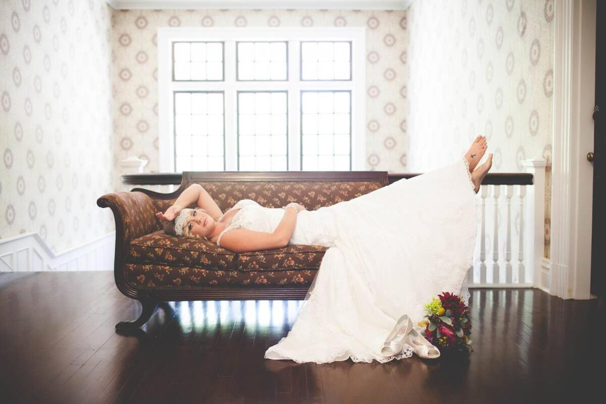 | Huffman Manor Inn