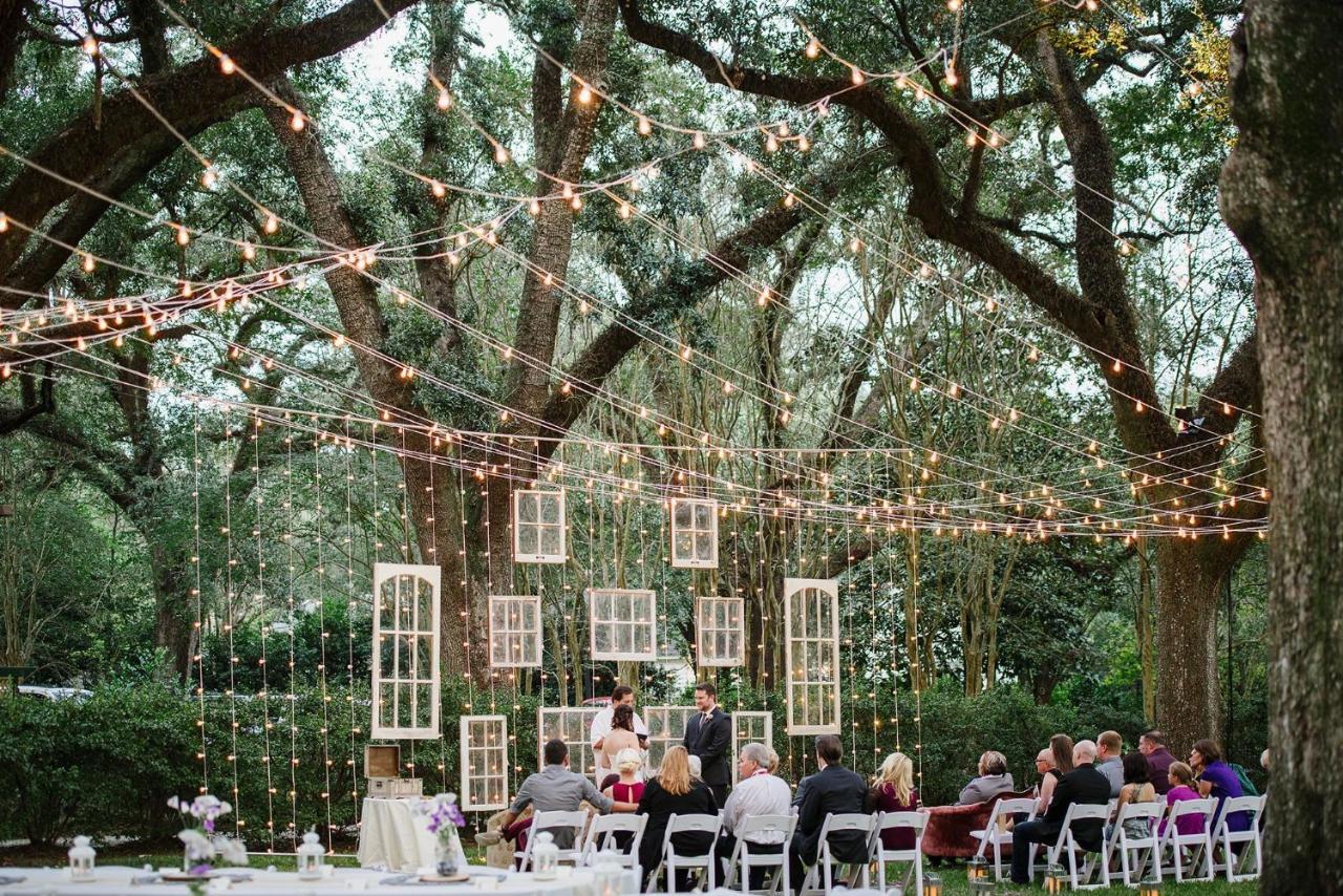 | Huffman Manor Inn