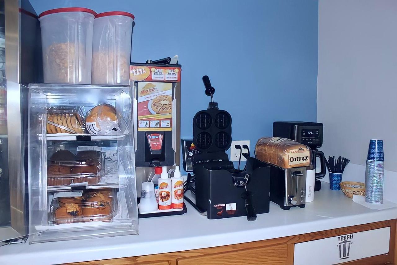  | AmeriVu Inn And Suites
