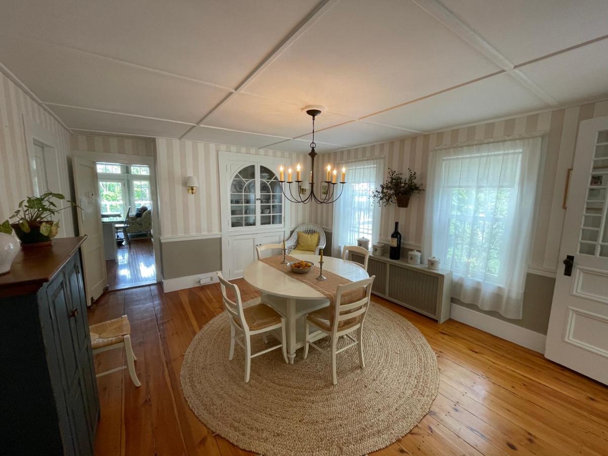 | 123 North Main B&B