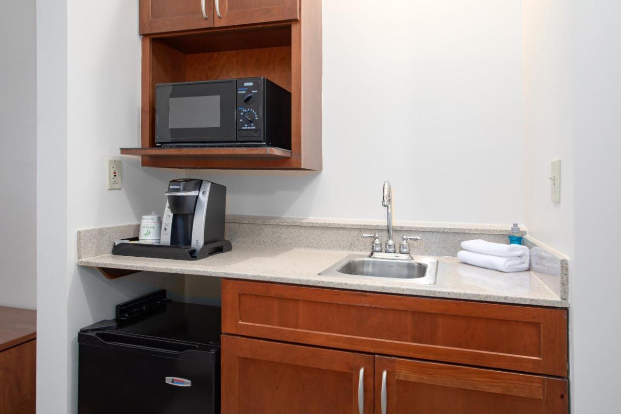 | Holiday Inn Hotels and Suites Goodyear - West Phoenix Area, an IHG Hotel