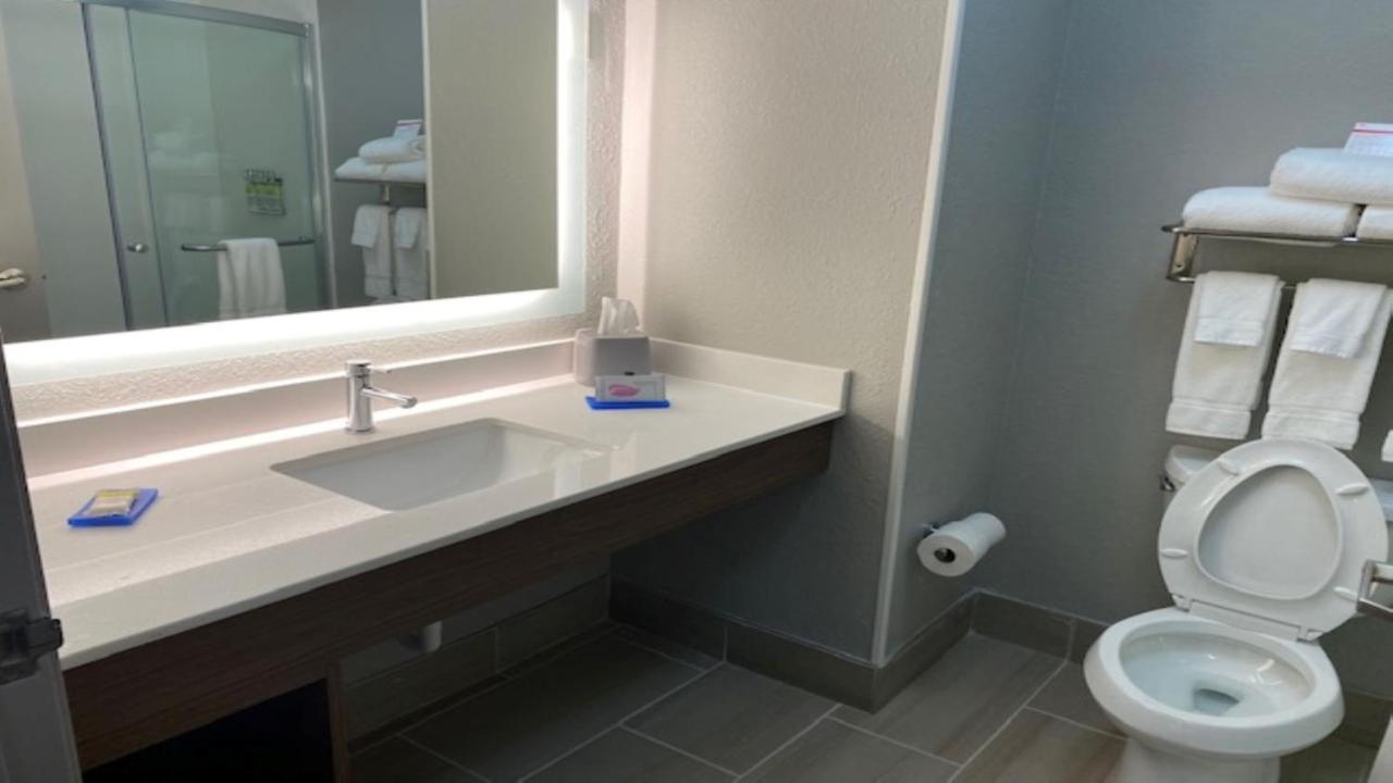 | Holiday Inn Express & Suites - Enterprise, an IHG Hotel