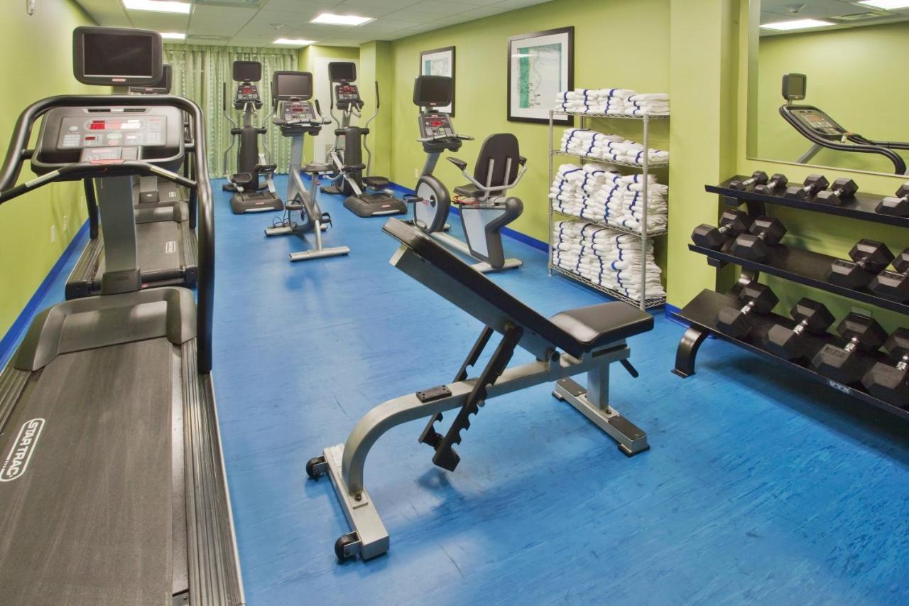 | Holiday Inn & Suites Virginia Beach North Beach, an IHG Hotel