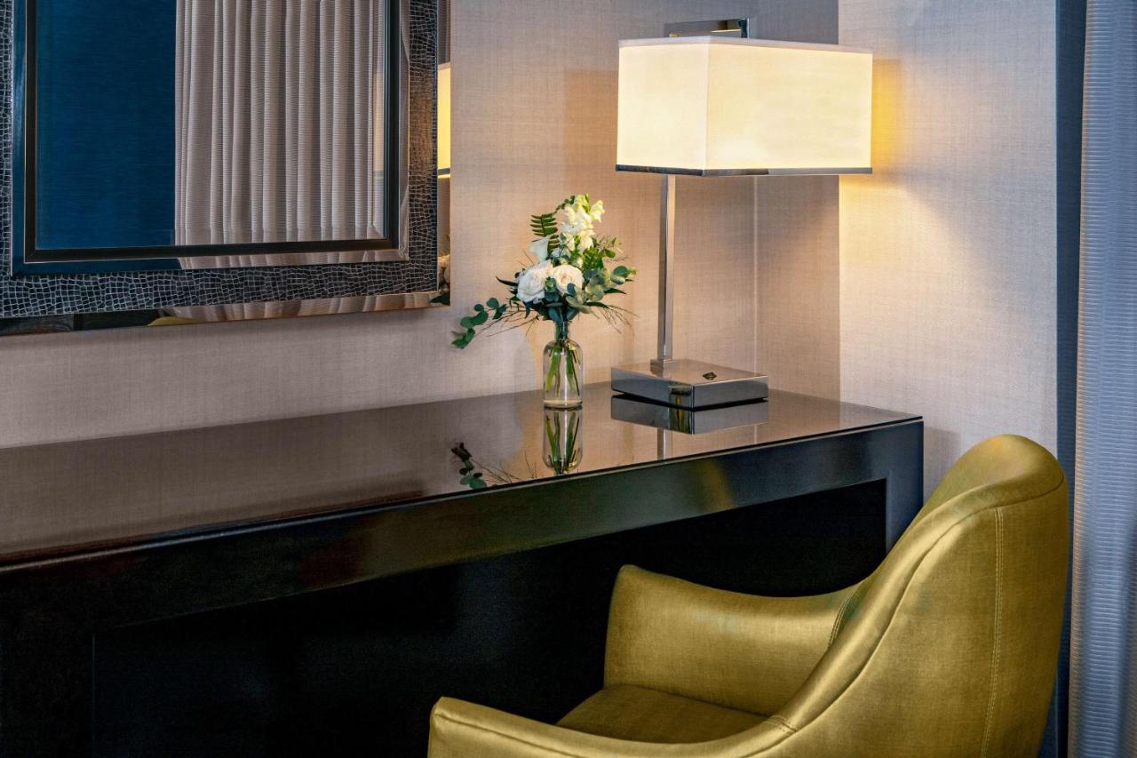 Two Queens with City View at The Royal Sonesta Boston