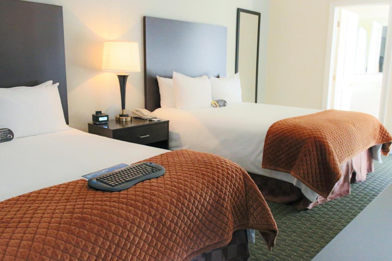Deluxe Queen Room with Two Queen Beds at The Willows Hotel