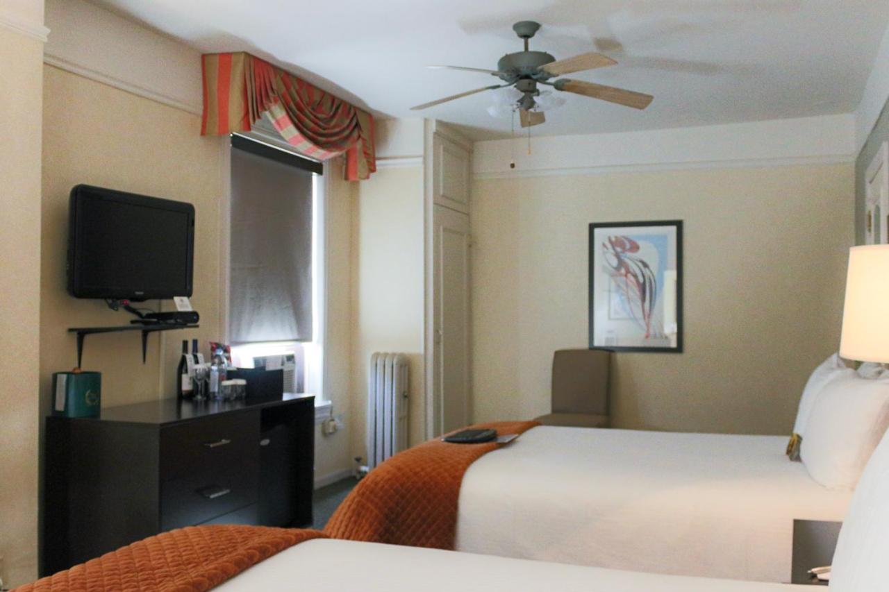 Deluxe Queen Room with Two Queen Beds at The Willows Hotel