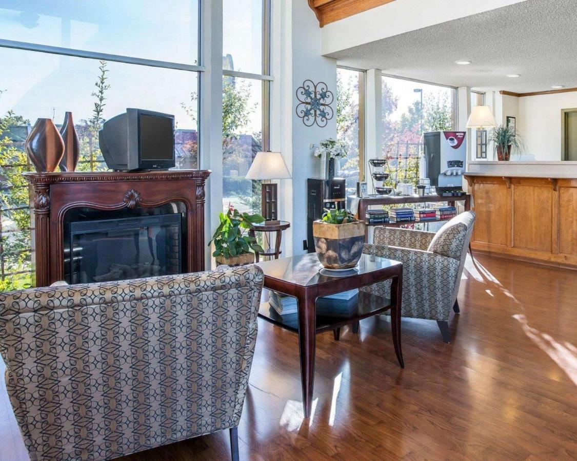 | Quality Inn & Suites Cameron Park Shingle Springs