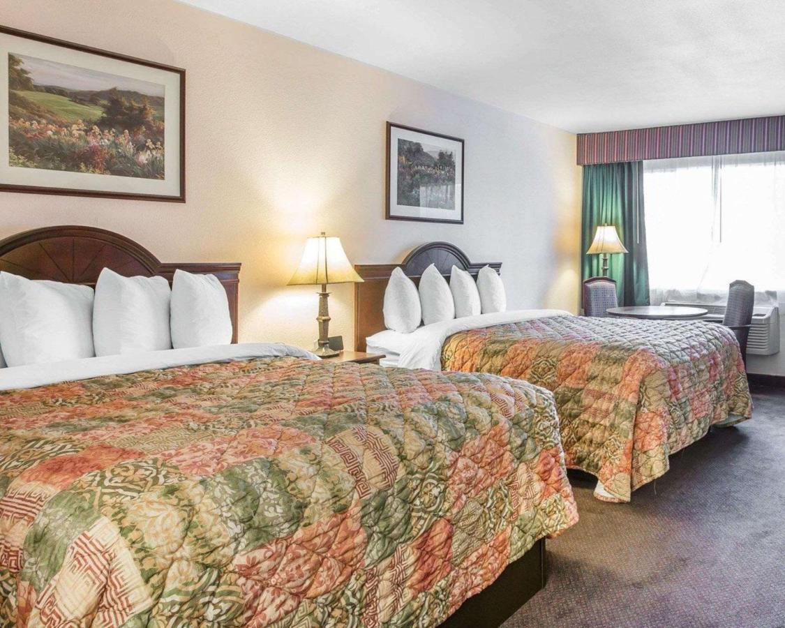 | Quality Inn & Suites Cameron Park Shingle Springs