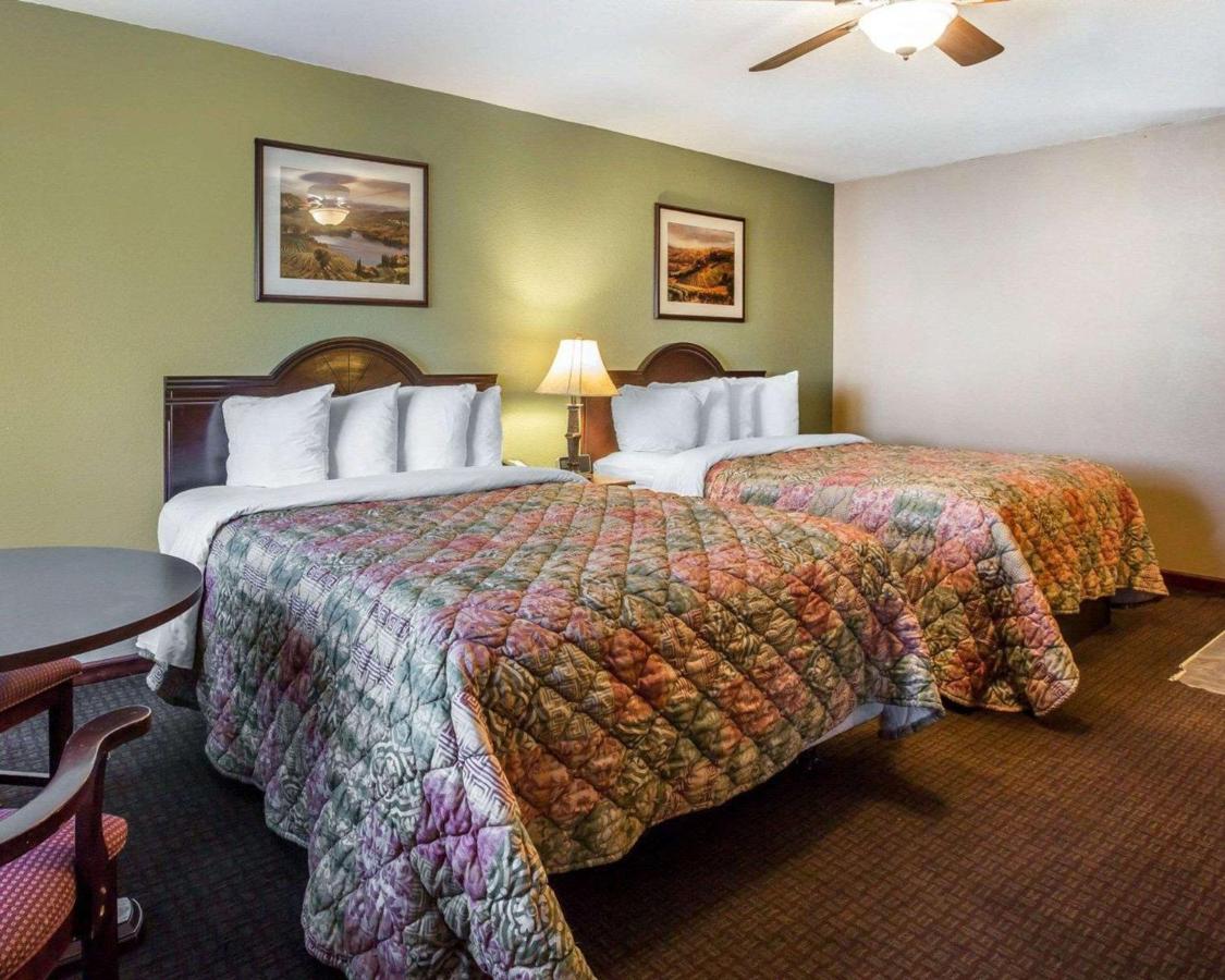 | Quality Inn & Suites Cameron Park Shingle Springs