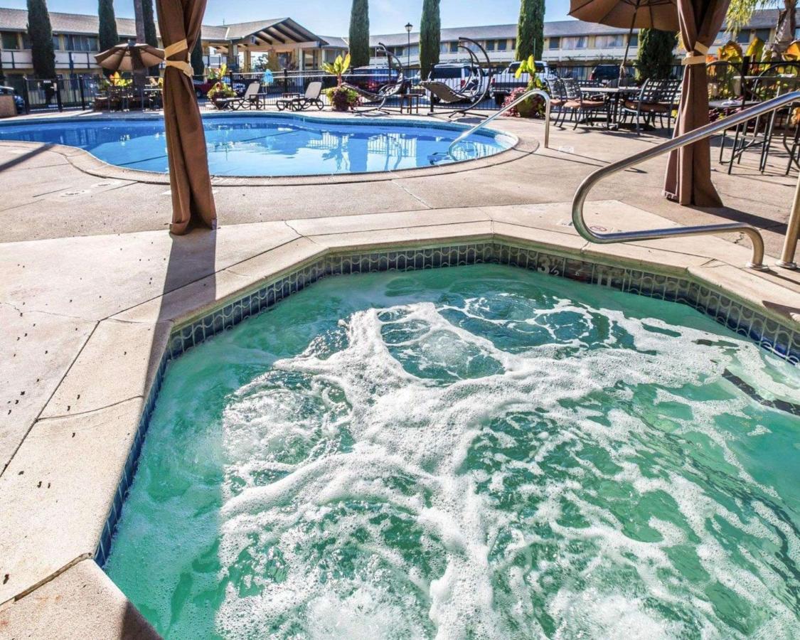 | Quality Inn & Suites Cameron Park Shingle Springs
