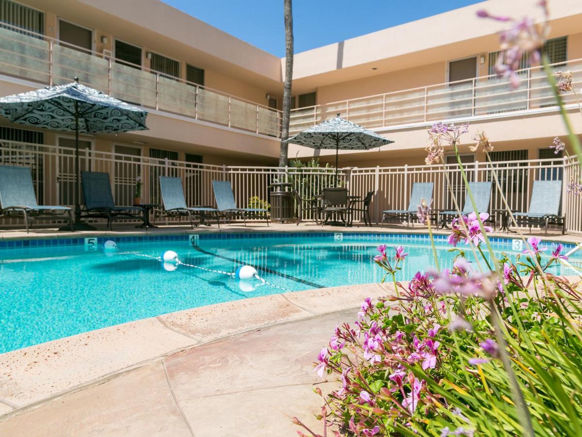 | La Jolla Riviera Inn