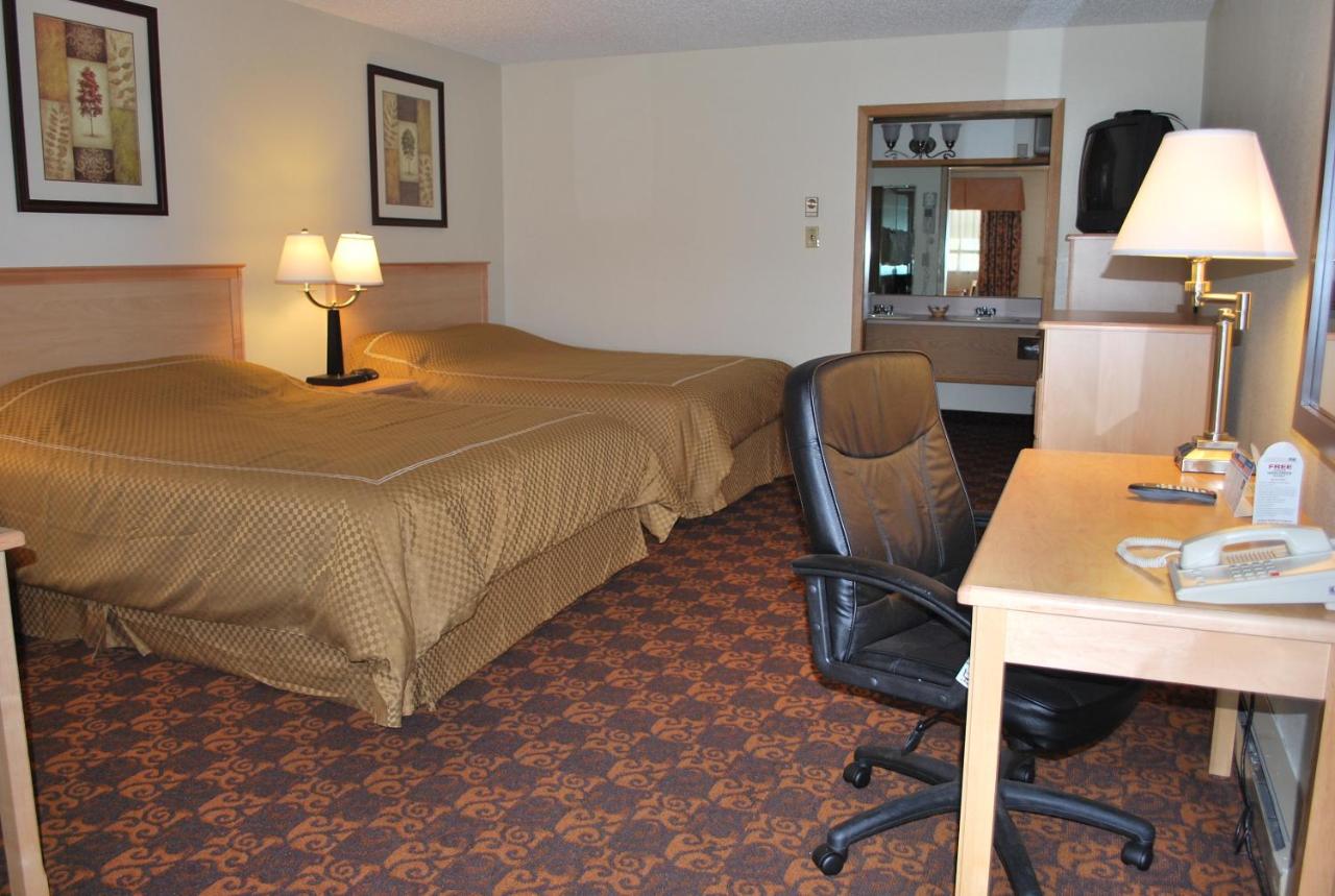 Queen Room with Two Queen Beds (No Pets) at Days Inn by Wyndham Black Bear