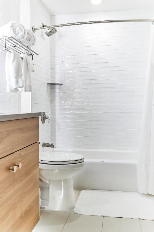 2 Bedroom (2 Queen Beds) Urban Home | 2 Bath at The Docent's Collection at 121 Middle Street