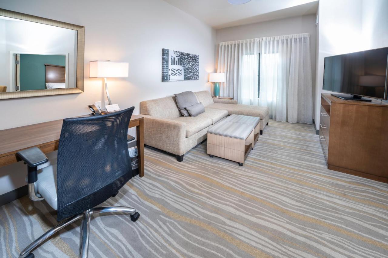 One-Bedroom Queen Suite - Hearing Accessible - Non-Smoking at Staybridge Suites Summerville by IHG