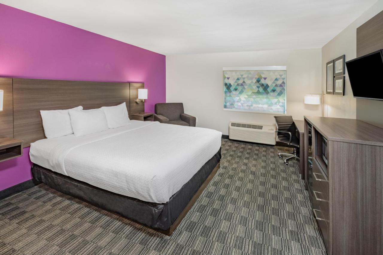 | La Quinta by Wyndham Houston Southwest