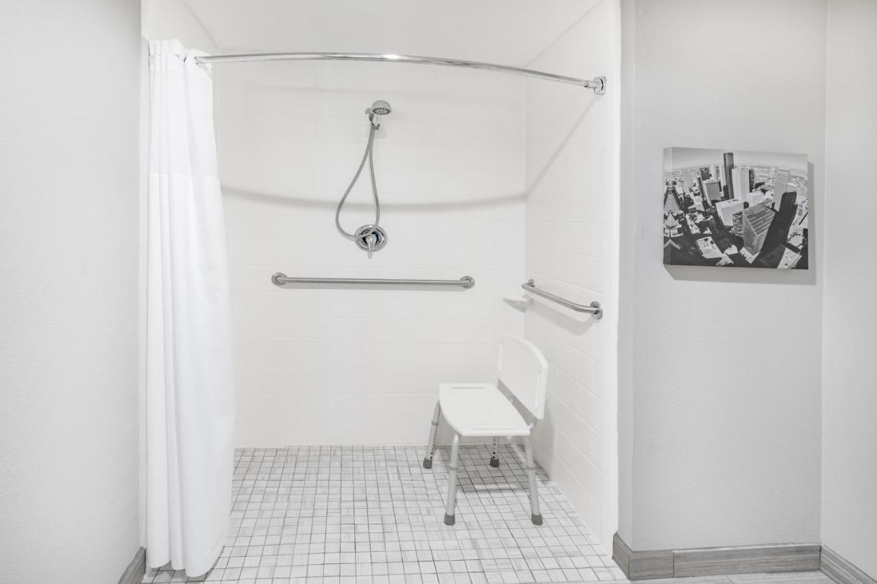 | La Quinta by Wyndham Houston Southwest