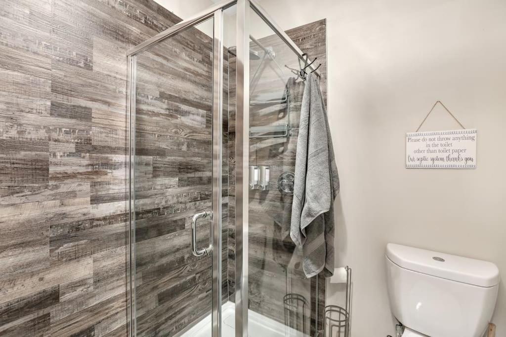 | Luxury Downtown Loft Studio Fifty Nine 18 Pets