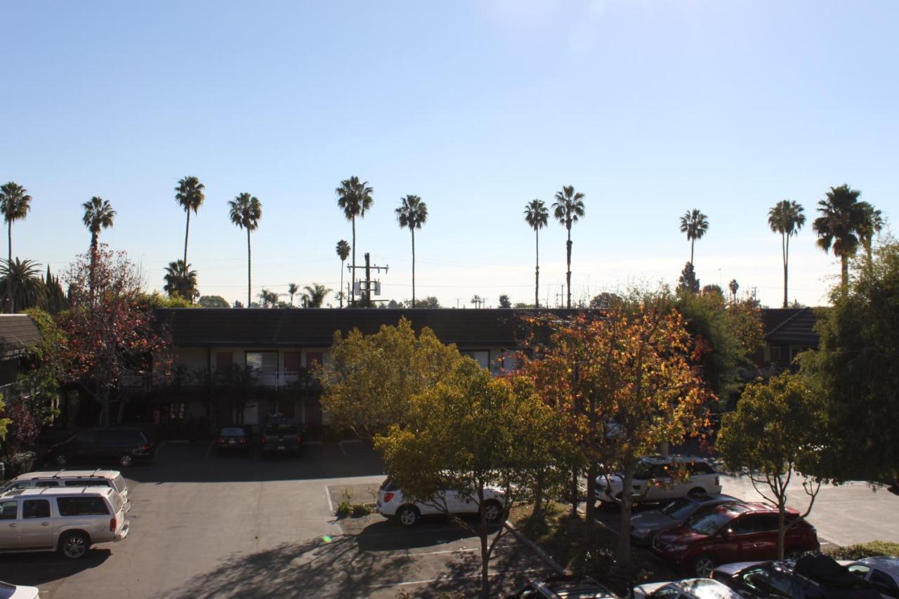 | Alamo Inn and Suites - Convention Center