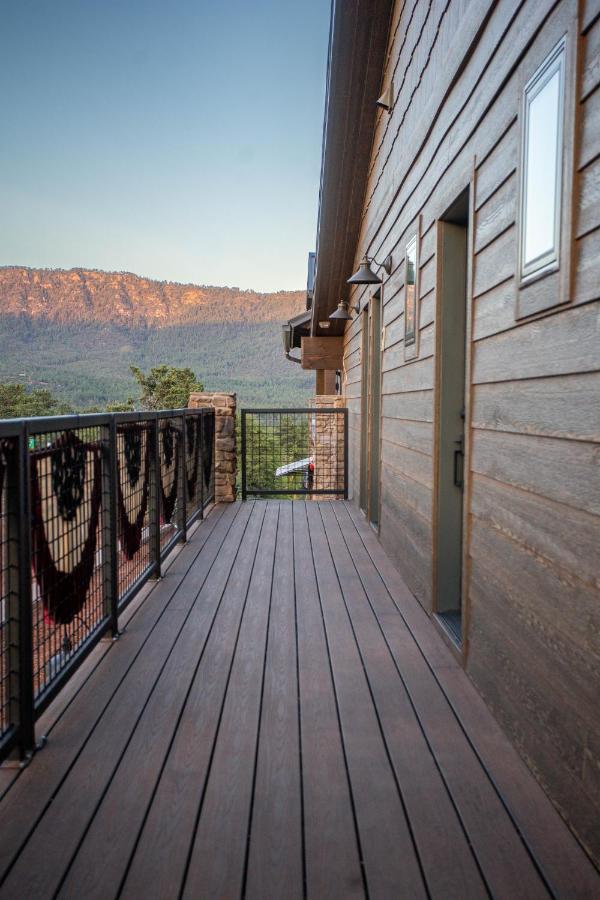 | Lodge at 5600